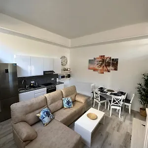 Apartamento All-in, Málaga